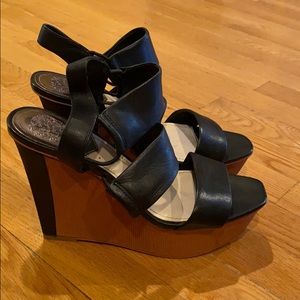 Vince caumto wedges